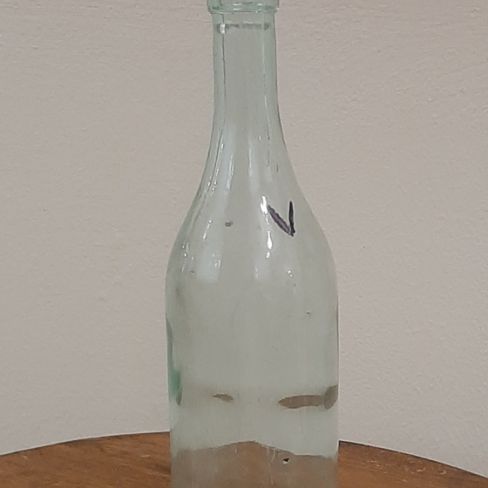 Бутылка из под спиртного