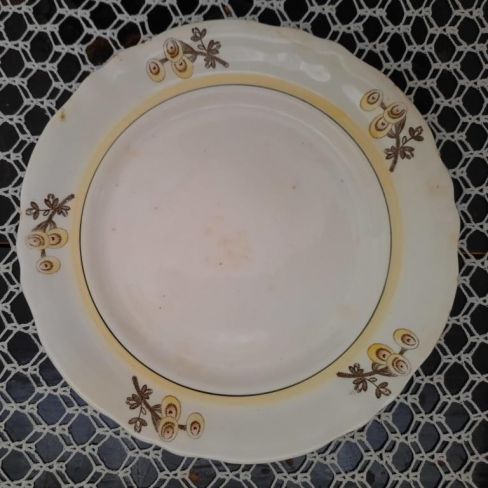 Тарелка маленькая