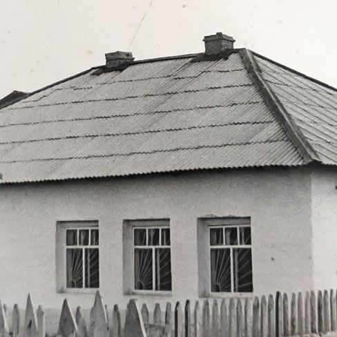 Фотография. Здание Черемисского школьного музея